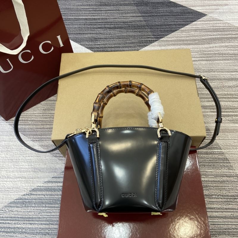 Gvc*1 tote bags